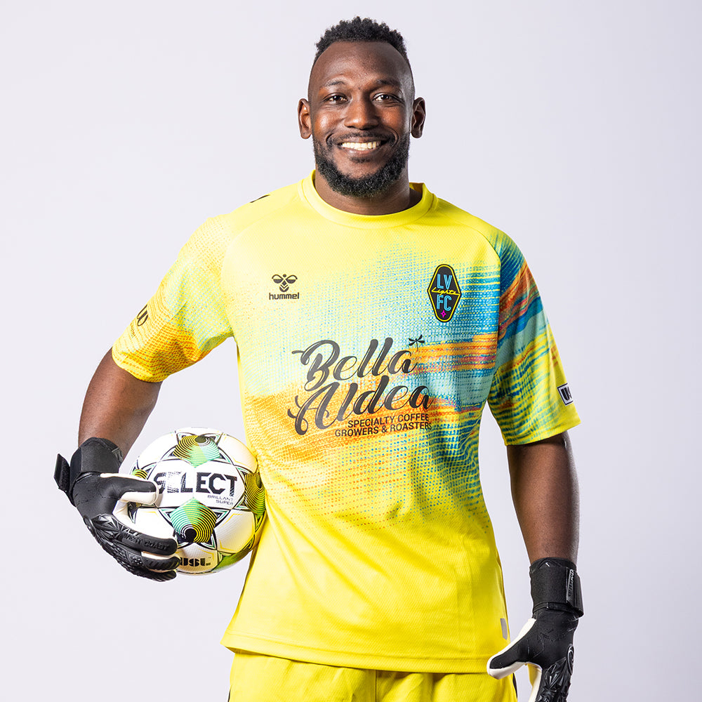 2025 HUMMEL GOALKEEPER KIT YELLOW - ADULT
