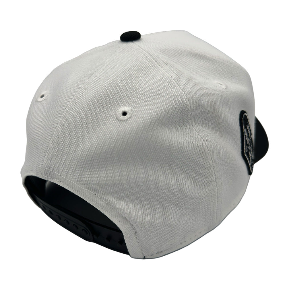 Las Vegas Lights FC New Era Las Vegas Gothic Text White/Black 9FORTY A-Frame Snapback Cap